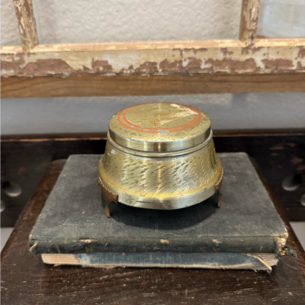 Vintage aluminum powder box